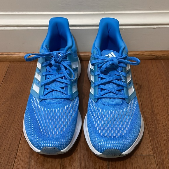 NEW Women's Adidas Bounce Running Shoes